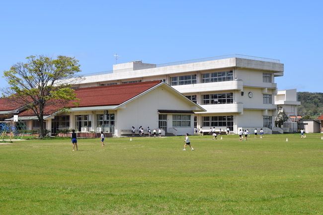 学校の外観