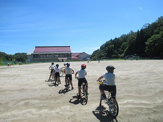 自転車３