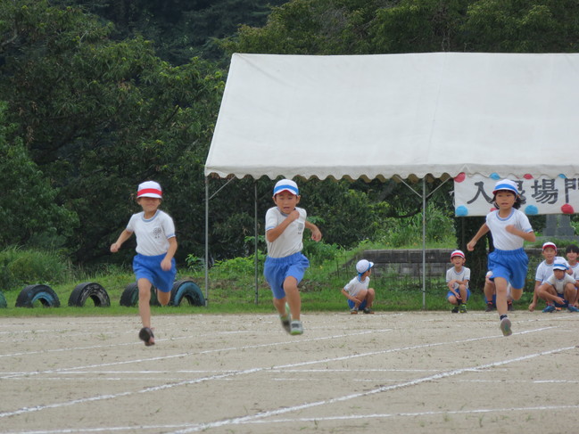 １００ｍ走