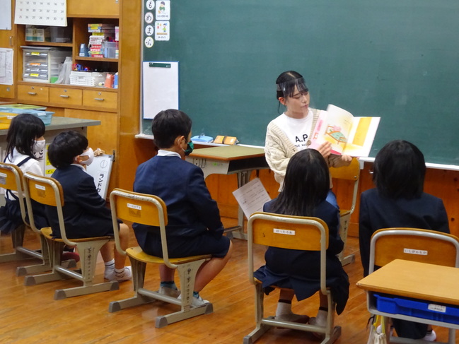 読み聞かせ