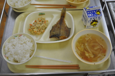 給食