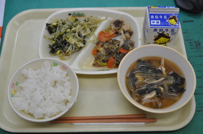 給食