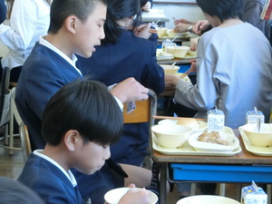 公開日