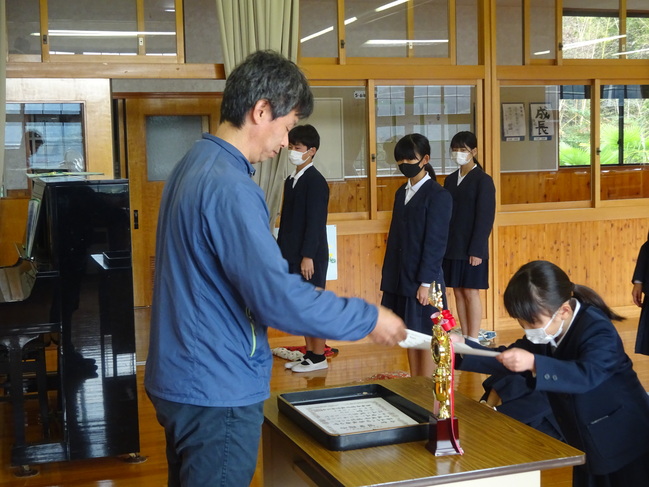 金１