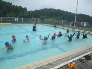 水泳