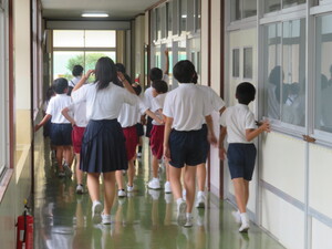かくれんぼ