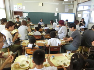 公開日
