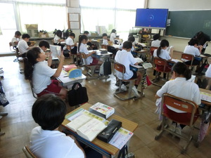 公開日