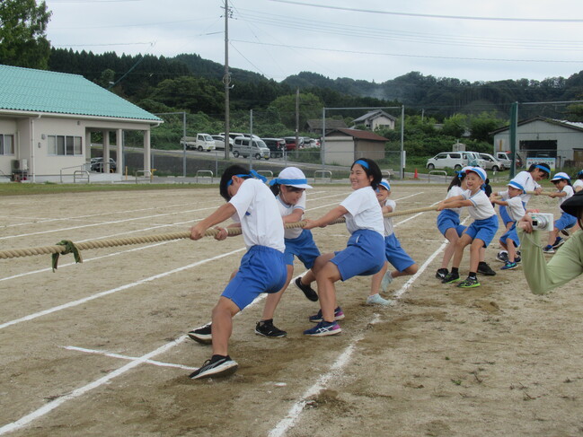 綱引き