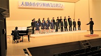 ２