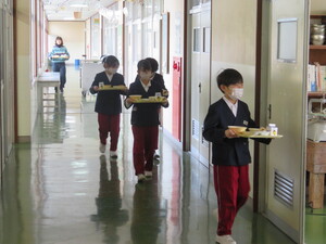 全校給食