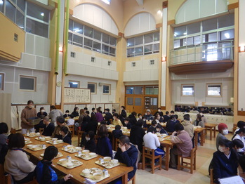 給食1