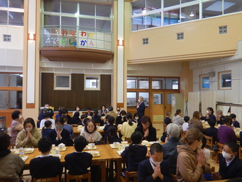 給食3