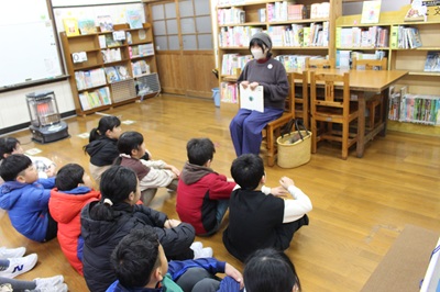 読み聞かせ
