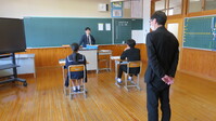 ３年