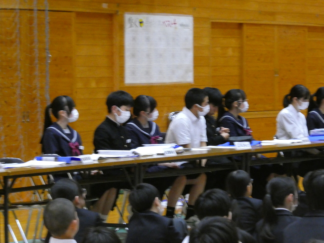 ６