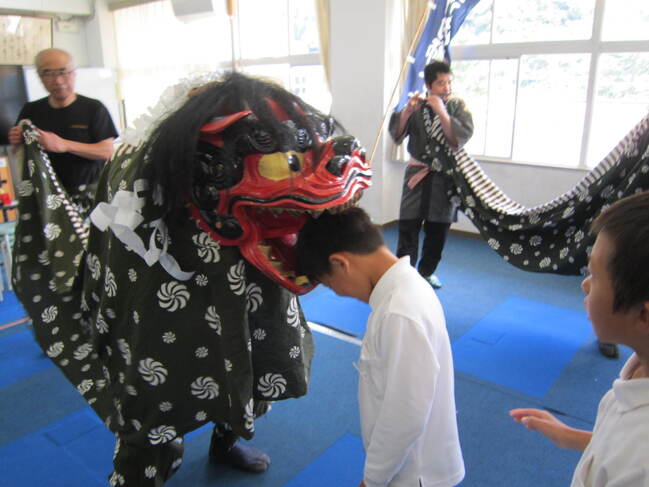 獅子舞